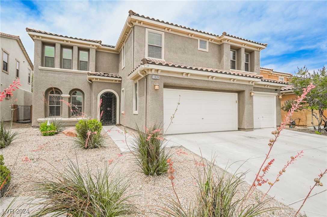 1928 La Calera Avenue