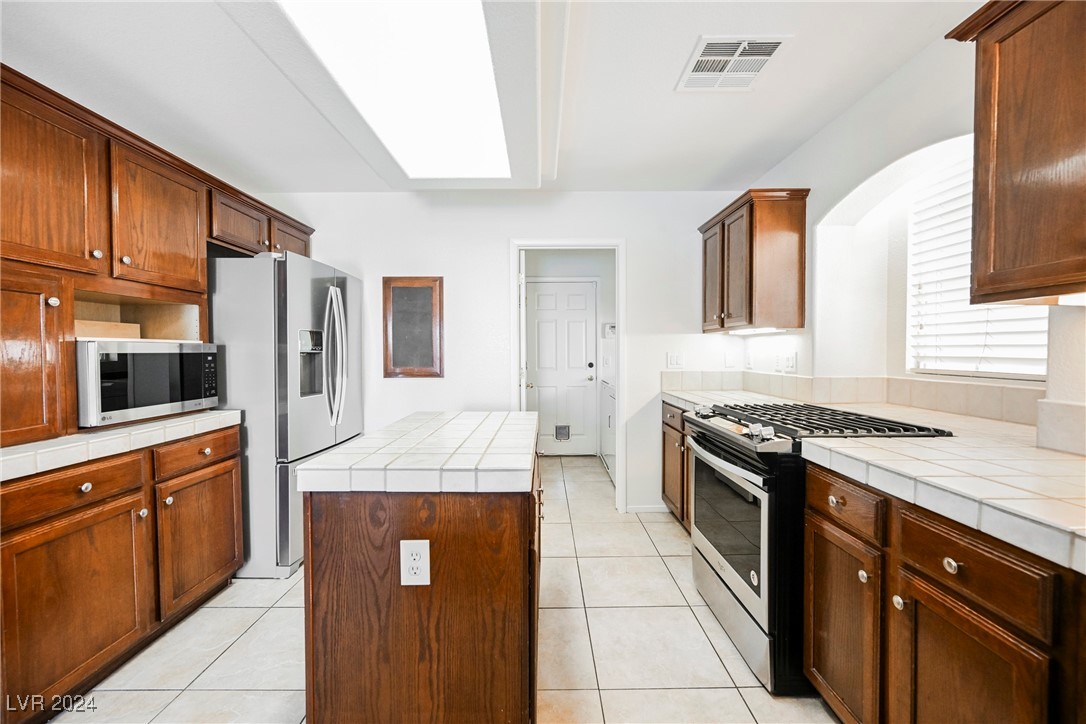 7476 Aurora Glow Street