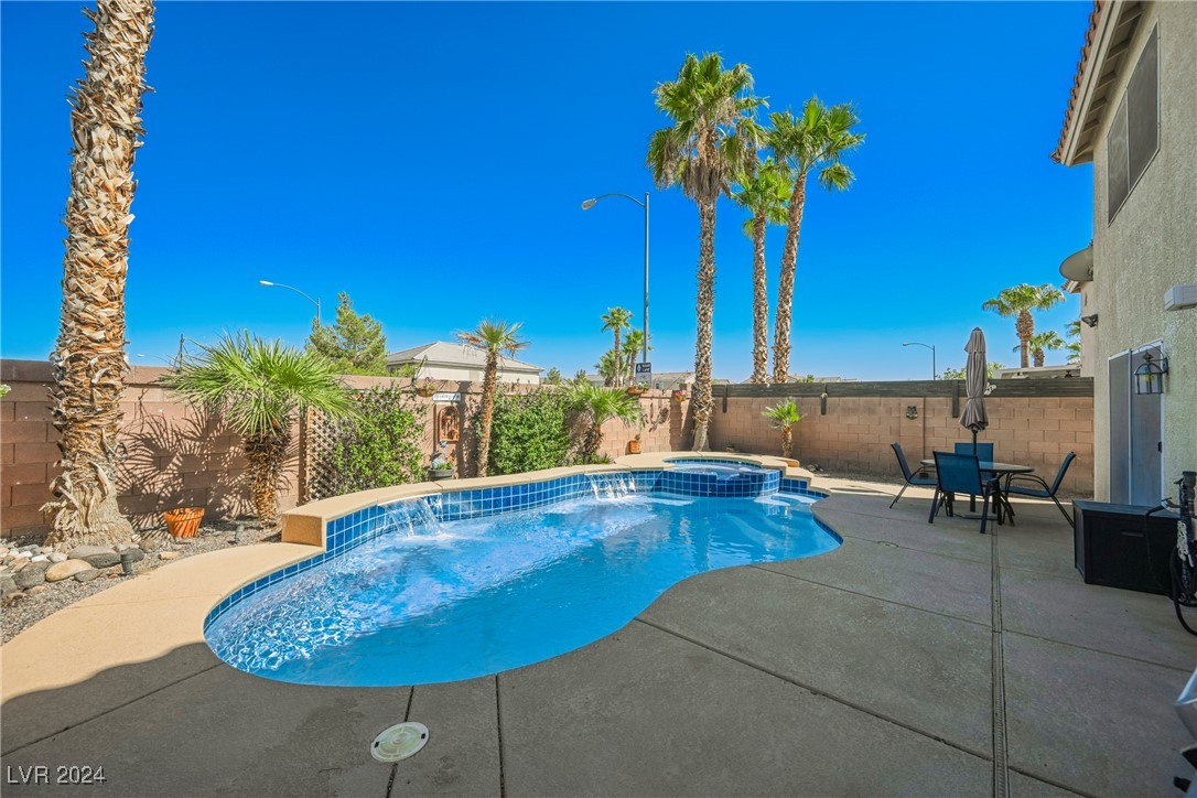 7476 Aurora Glow Street