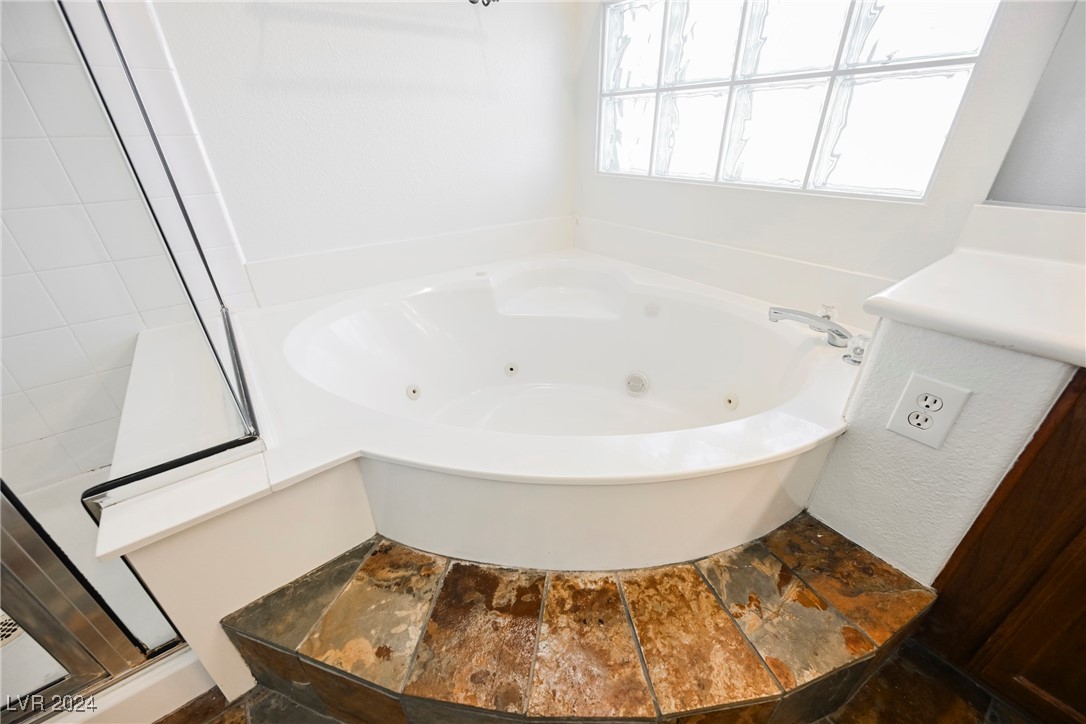 7476 Aurora Glow Street