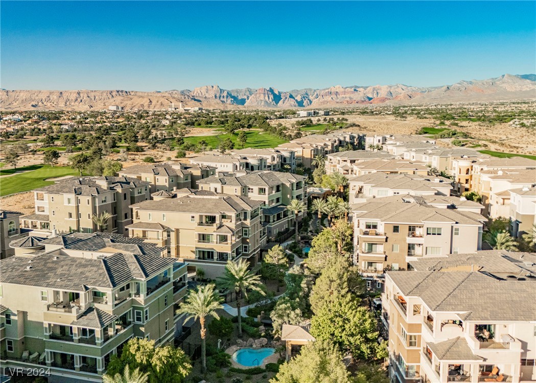 9201 Las Manaitas Avenue 401