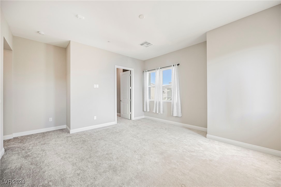 9201 Las Manaitas Avenue 401