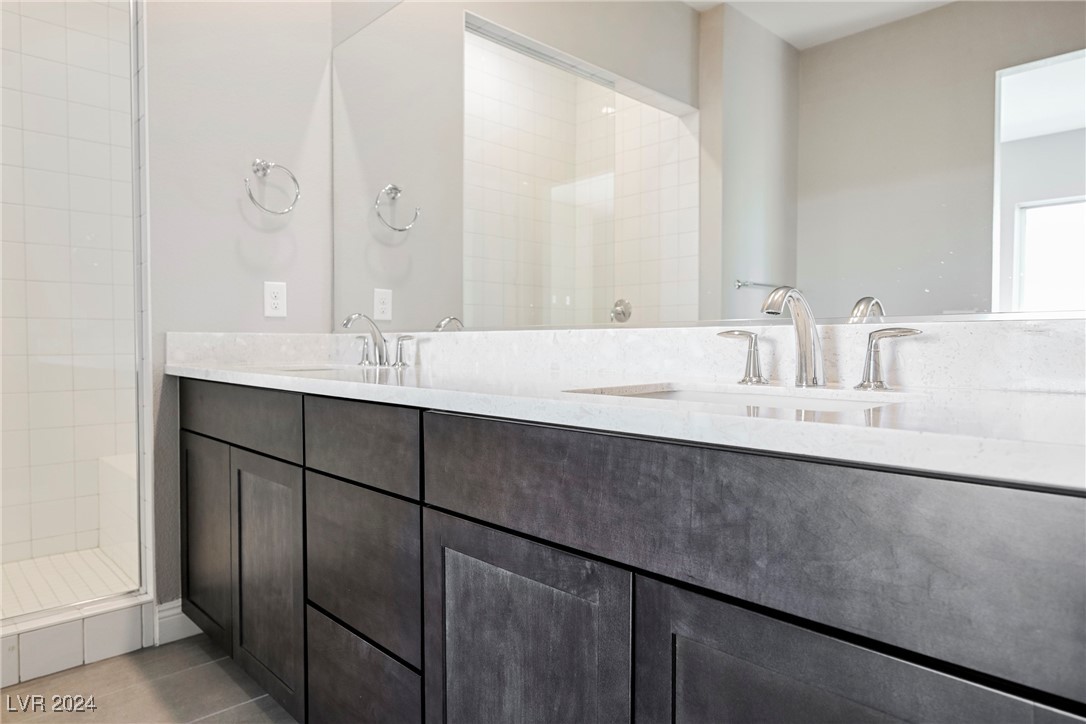 9201 Las Manaitas Avenue 401