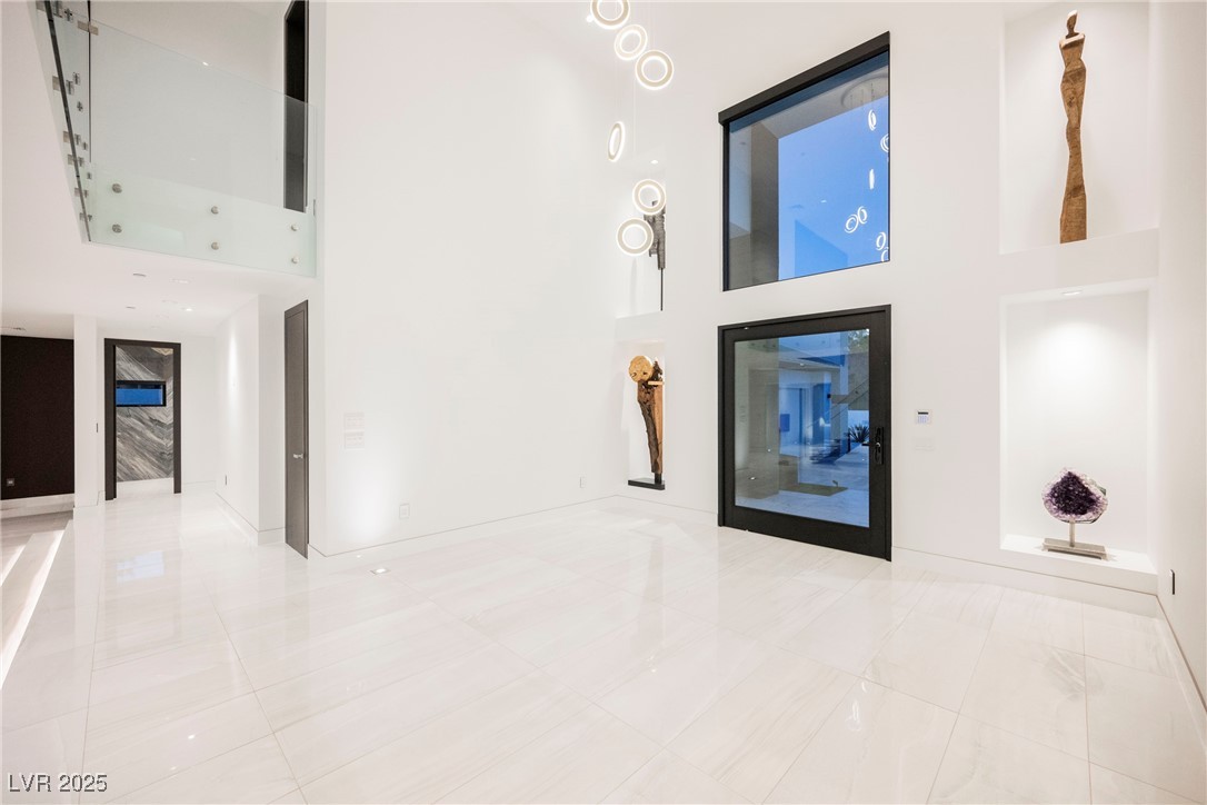 7815 West La Madre Way