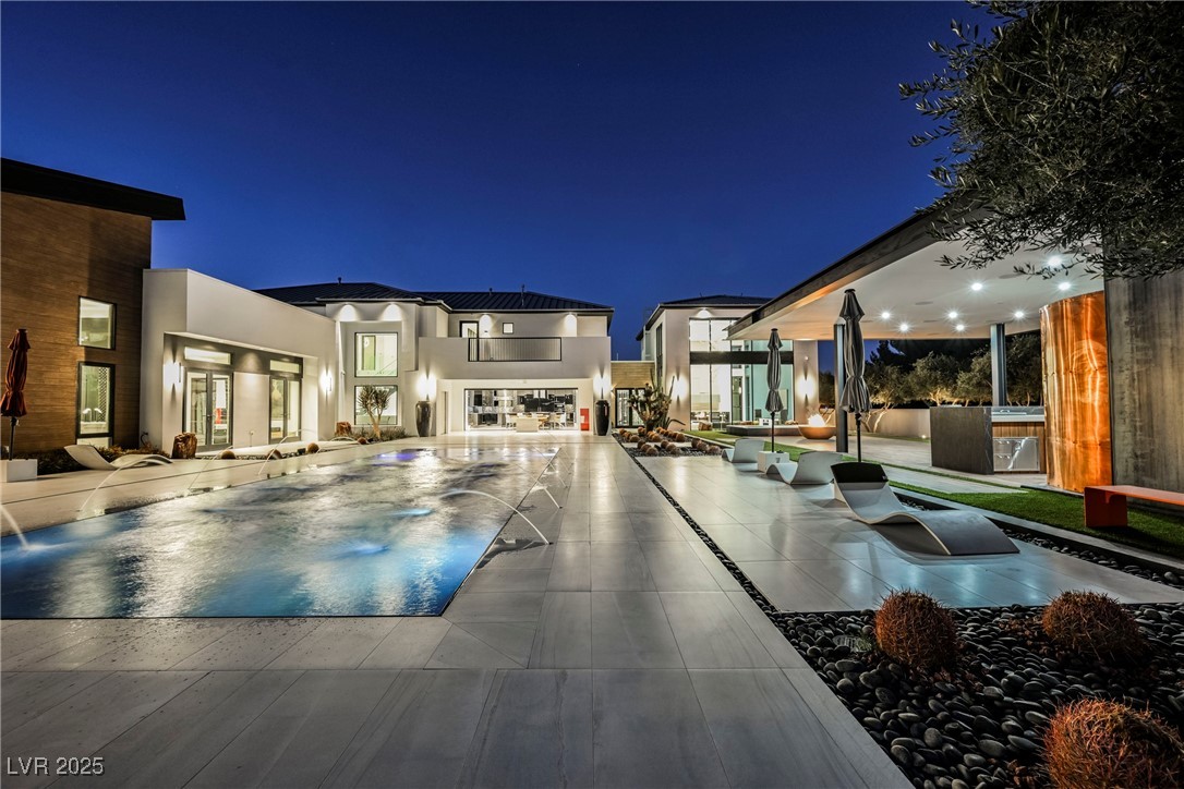 7815 West La Madre Way