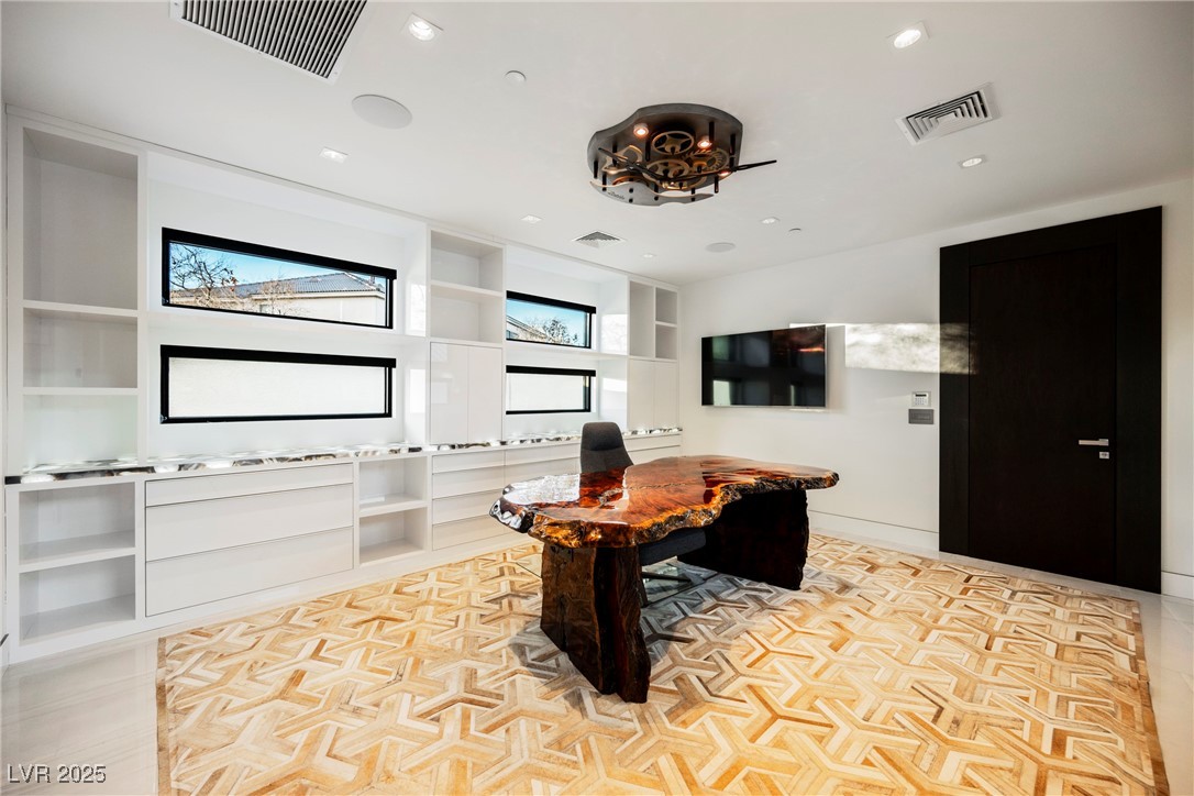 7815 West La Madre Way