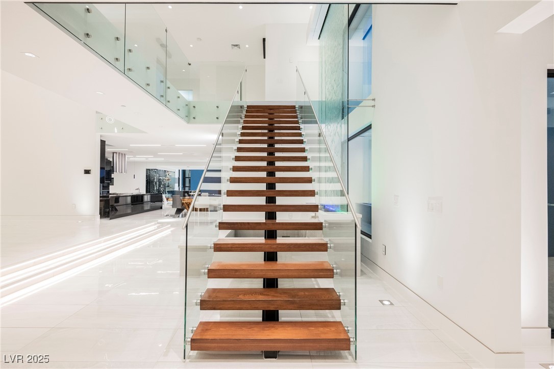 7815 West La Madre Way