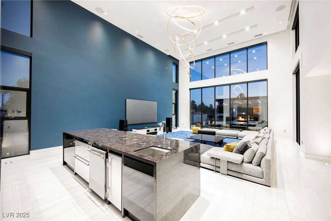 7815 West La Madre Way