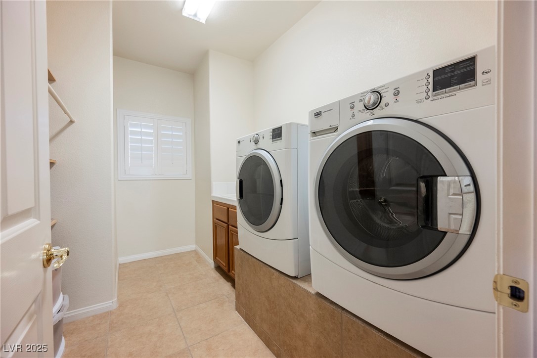 4384 Grey Spencer Drive