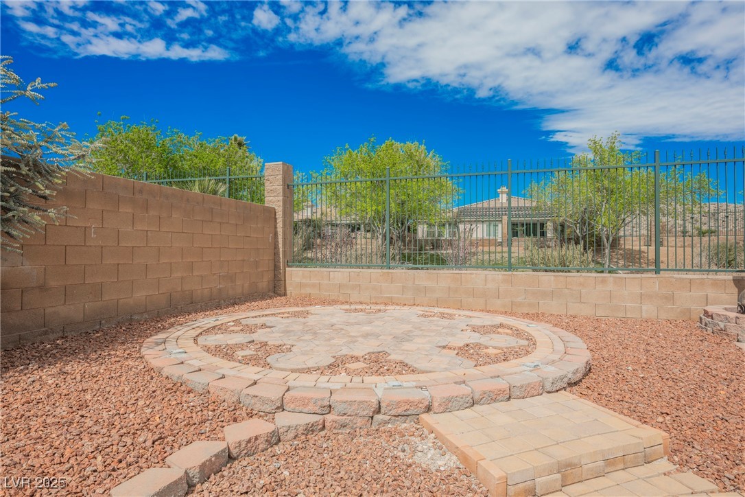 4384 Grey Spencer Drive