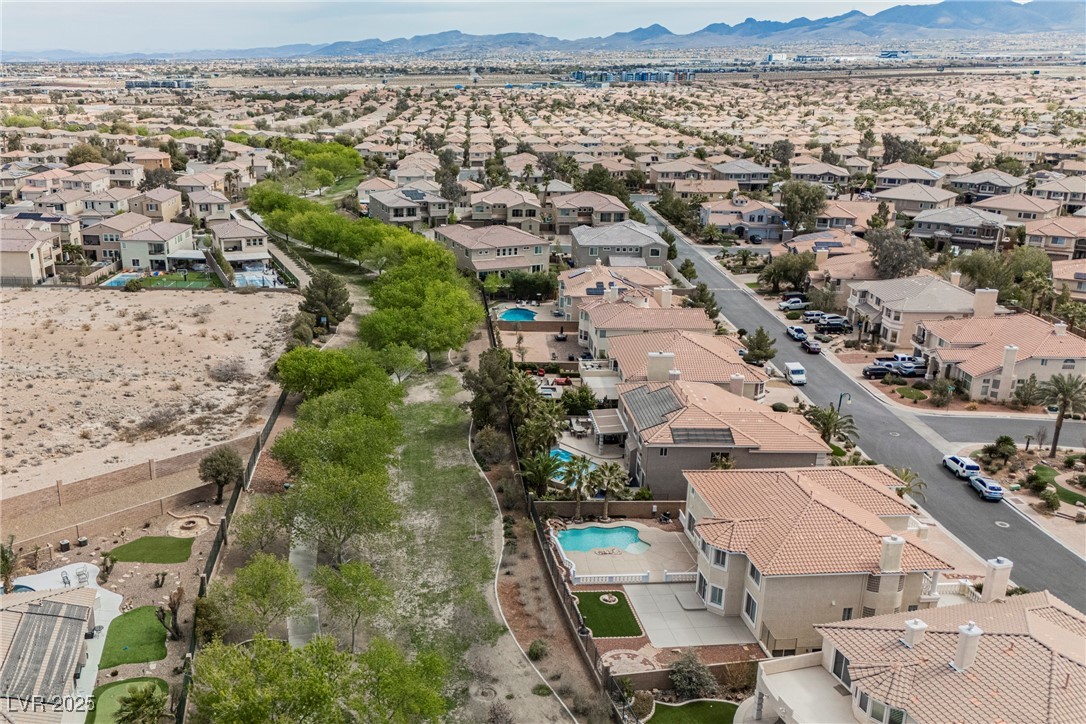 4384 Grey Spencer Drive