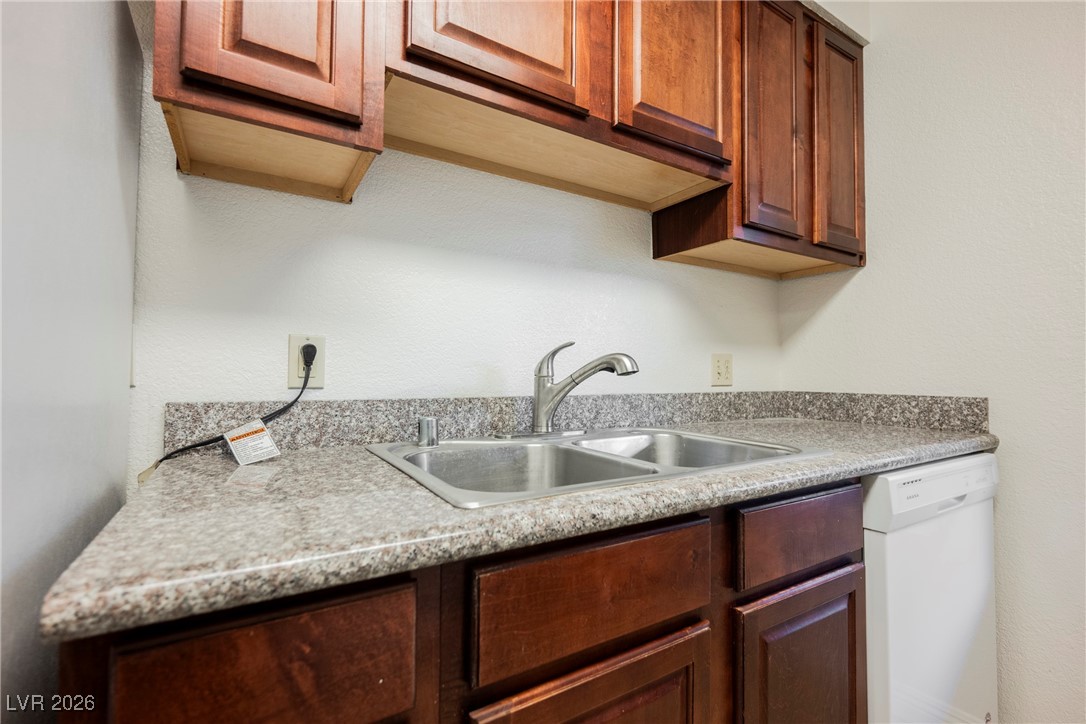 2606 South Durango Drive 128