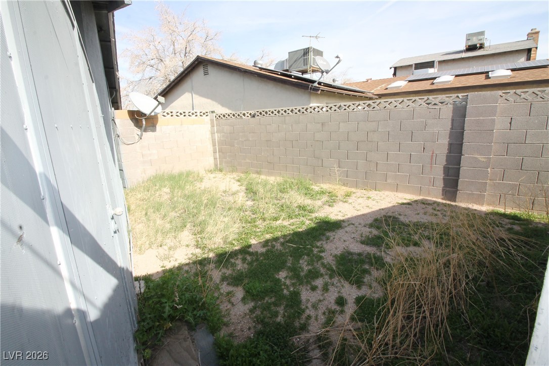 4135 Comb Circle