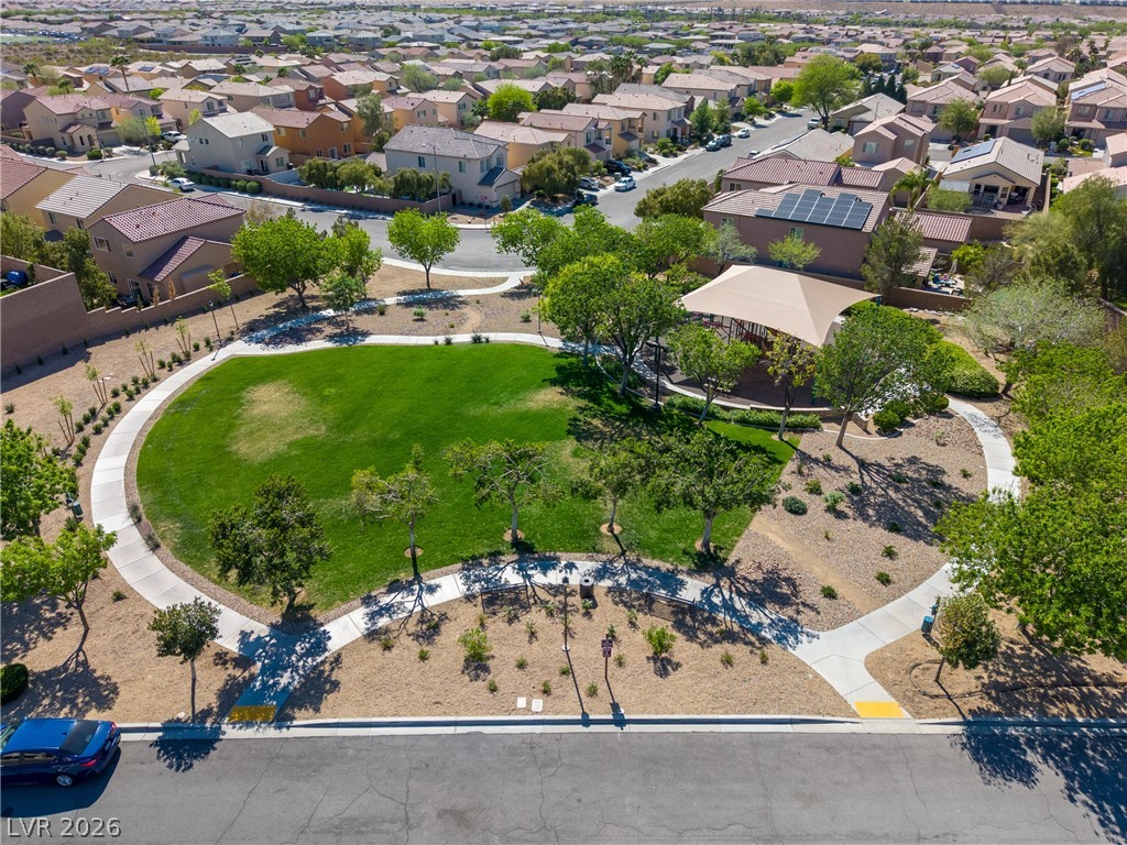 2943 Ainslie Lake Avenue