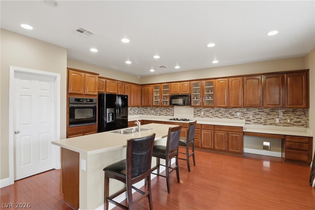 2943 Ainslie Lake Avenue