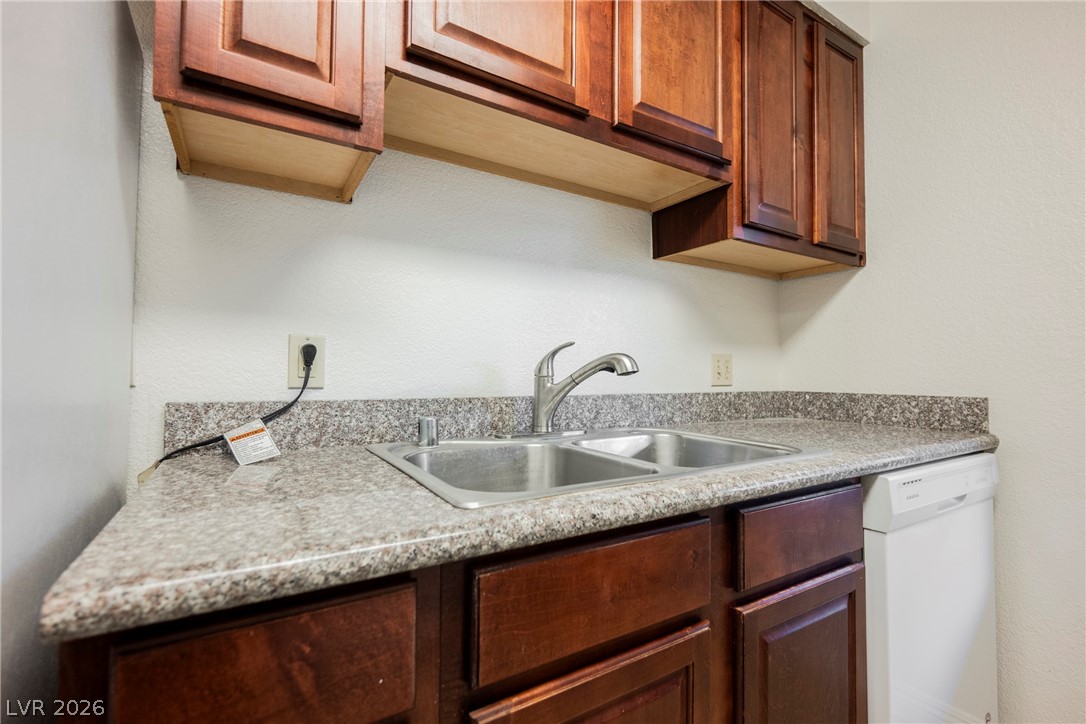 2606 South Durango Drive 128