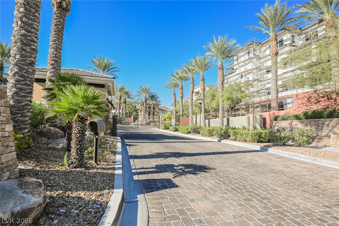 9200 South Las Manaitas Avenue 202