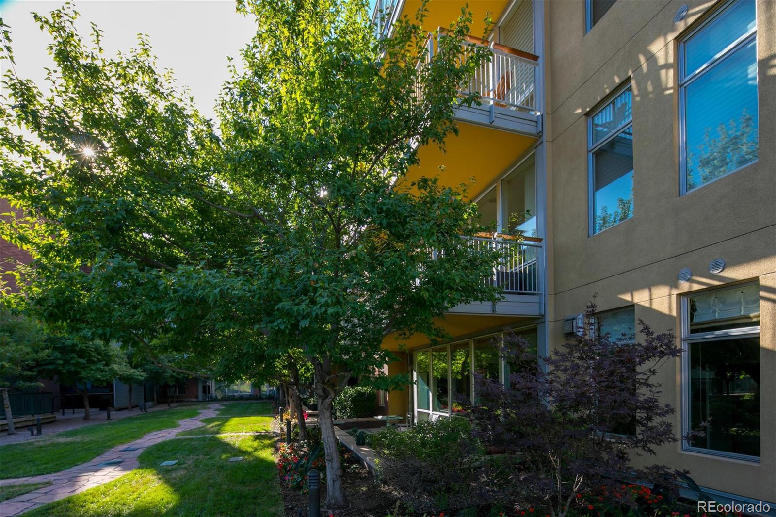 1401 Delgany Street Unit: 202