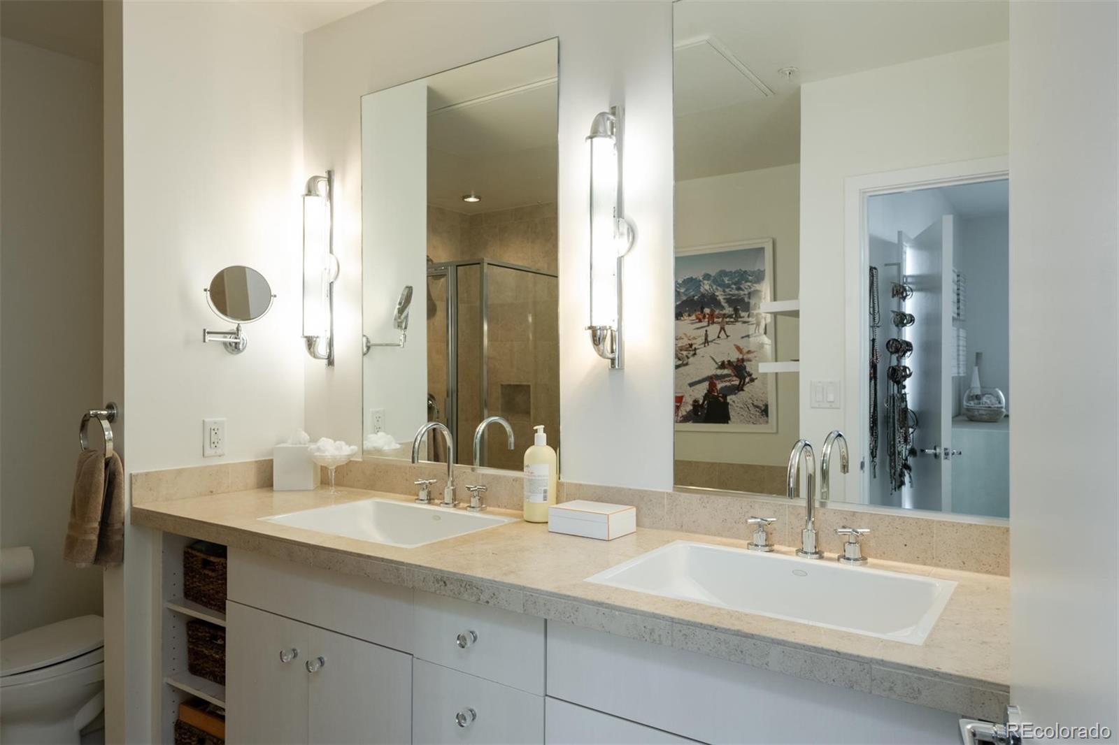 1401 Delgany Street Unit: 202