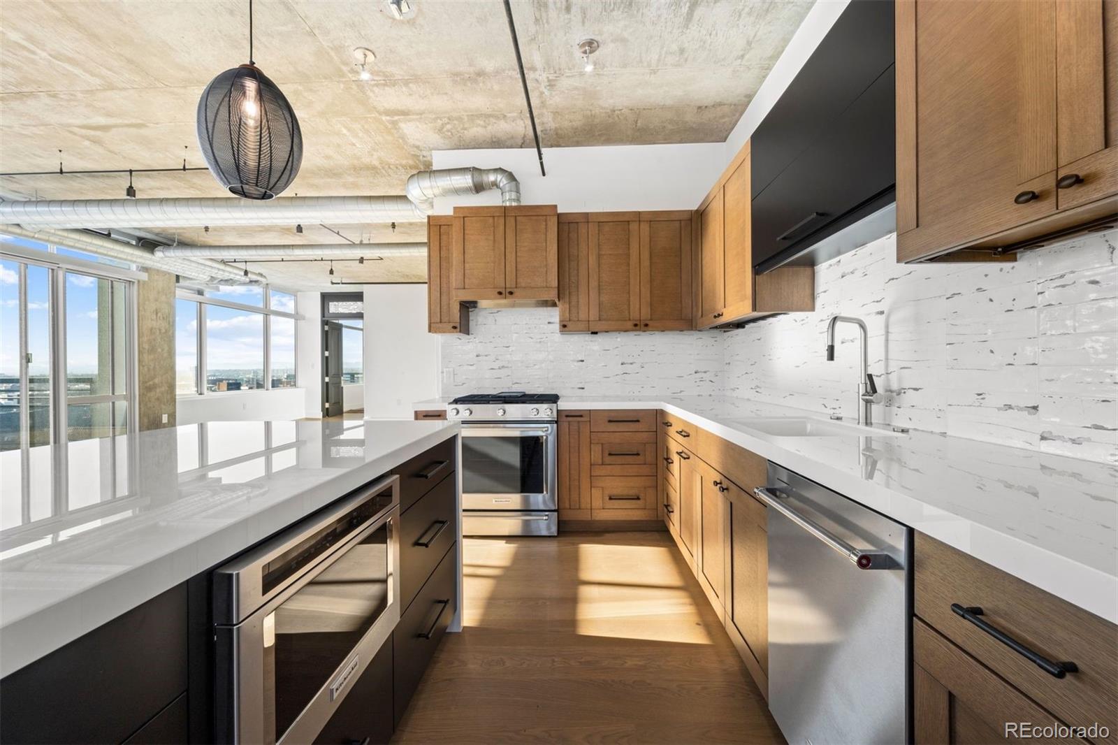 1401 Wewatta Street Unit: PH1