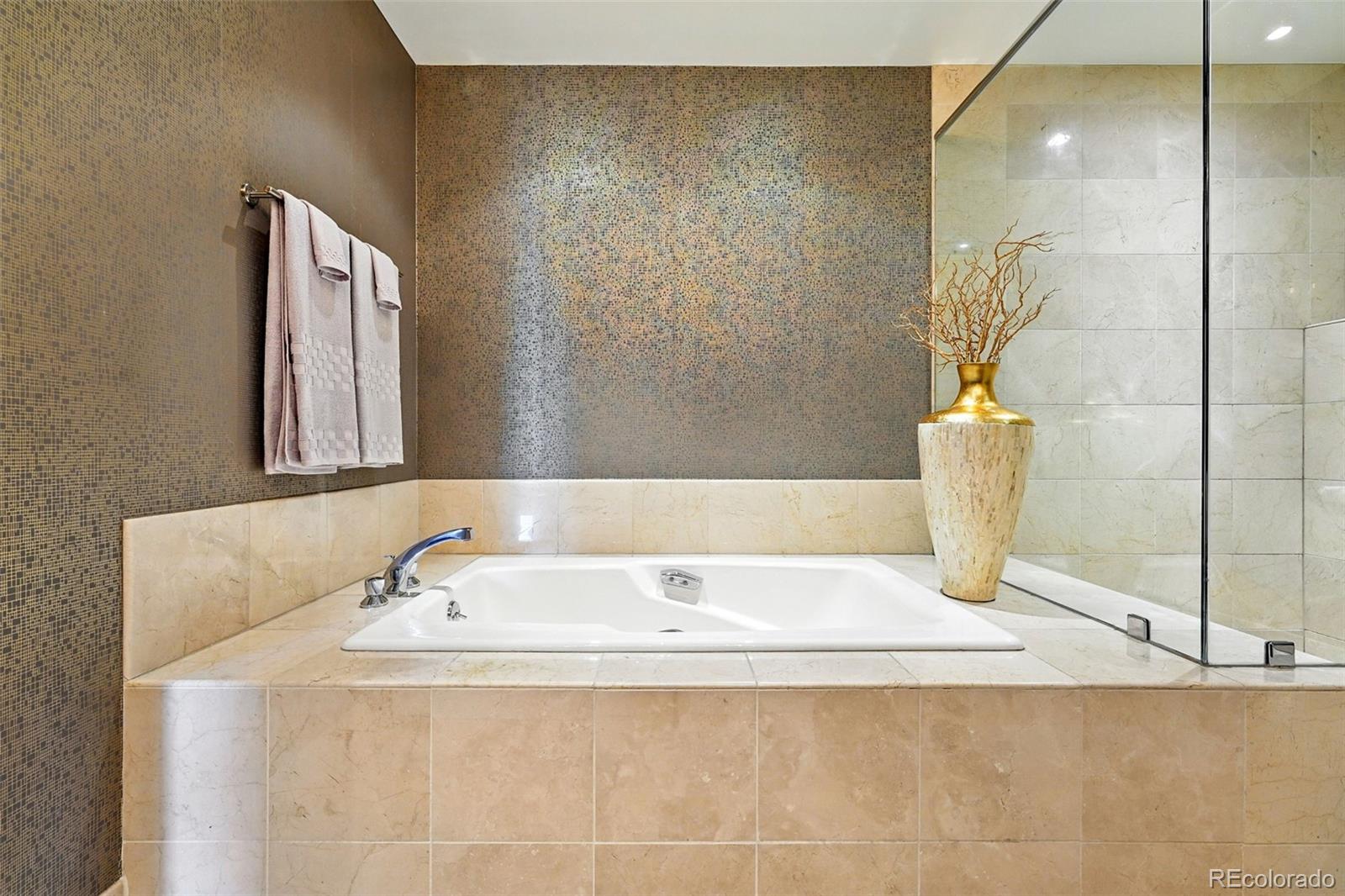 2400 E Cherry Creek South Drive Unit: 307