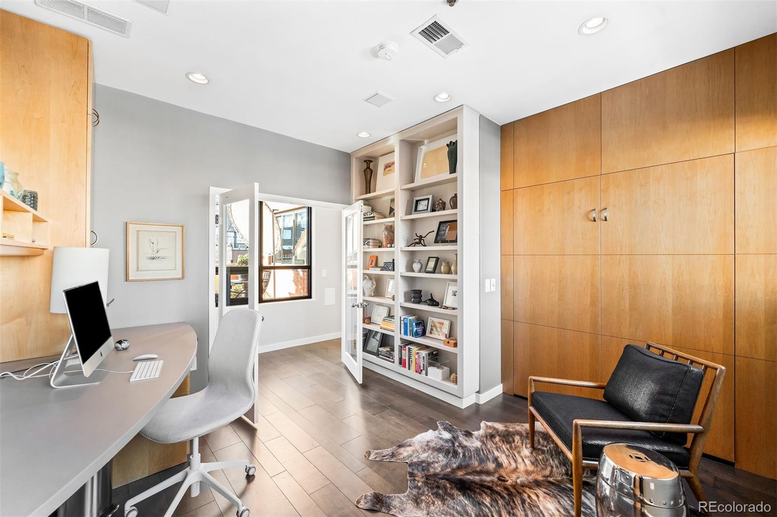 930 Acoma Street Unit: 420