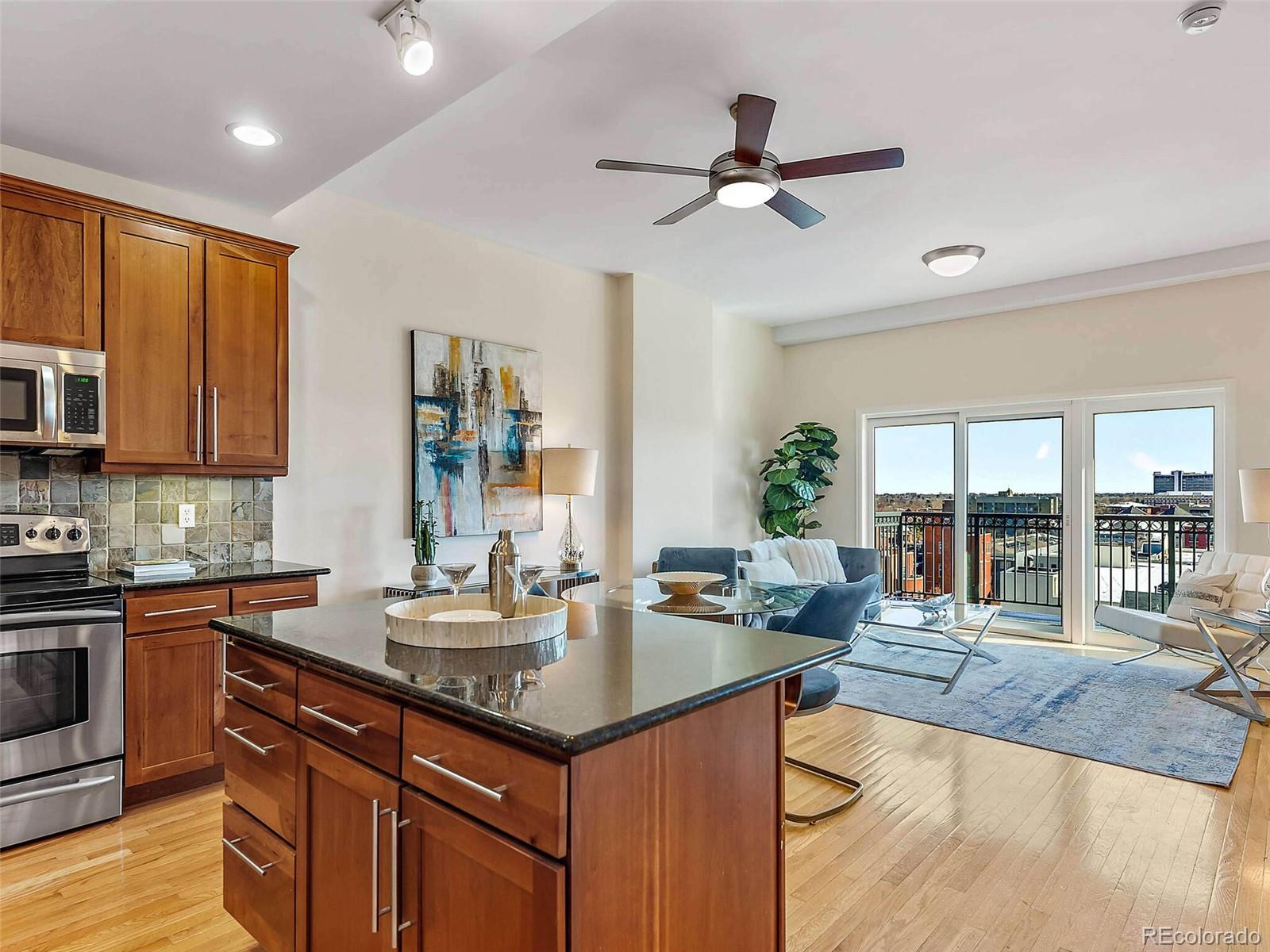 1950 N Logan Street Unit: 1010
