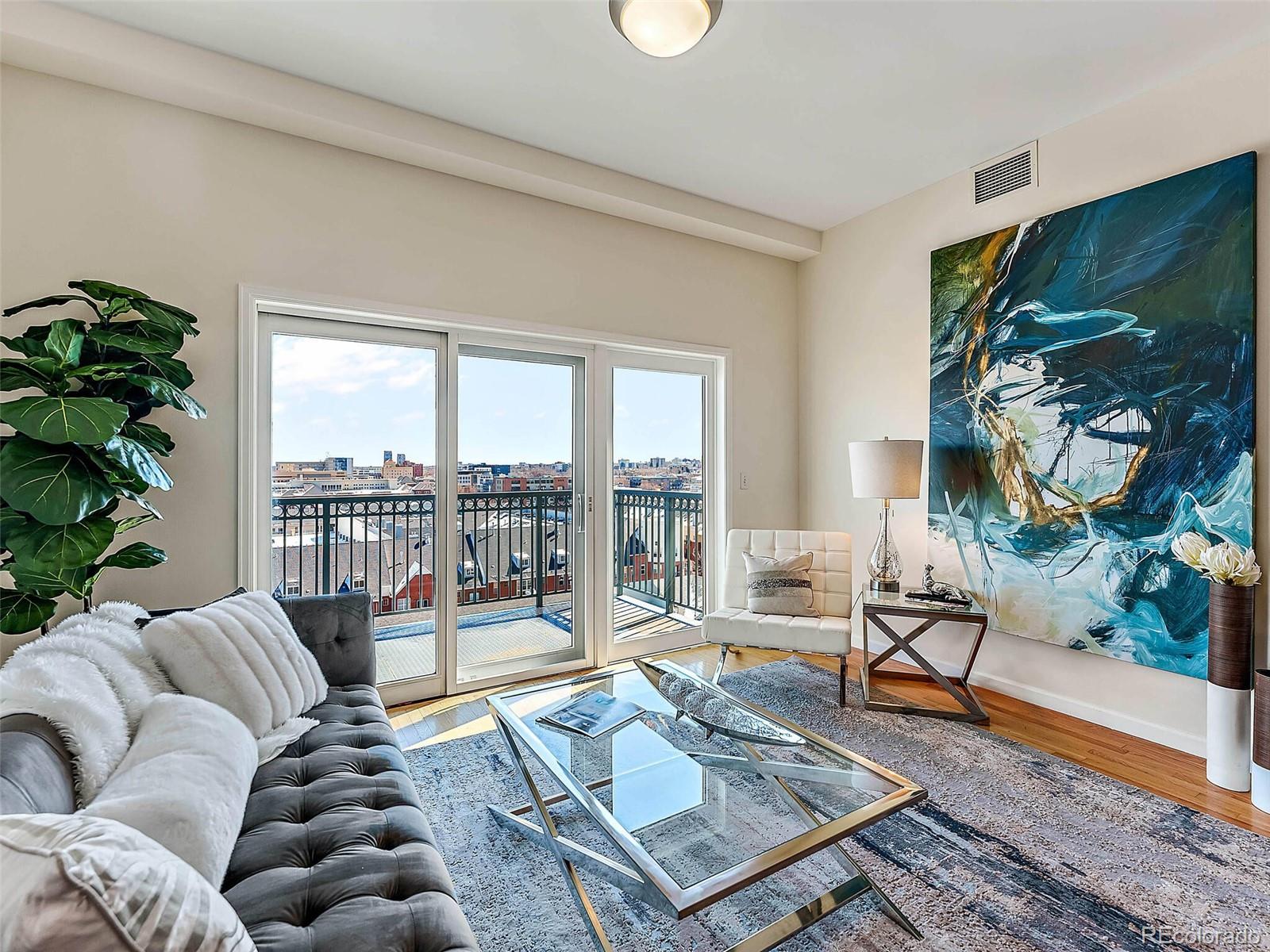 1950 N Logan Street Unit: 1010