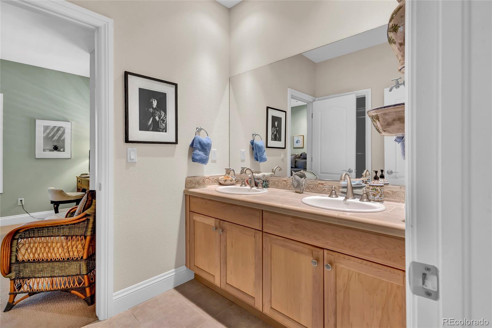 100 S University Boulevard Unit: 4