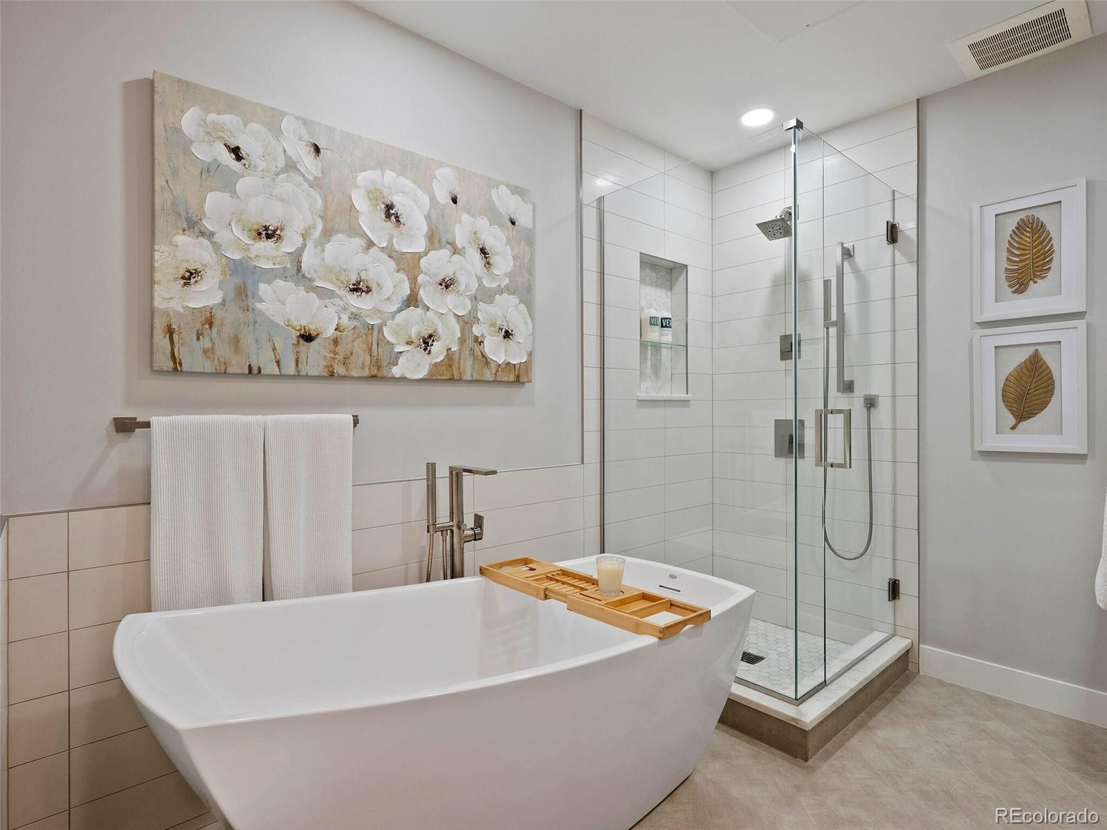 1401 Delgany Street Unit: 102