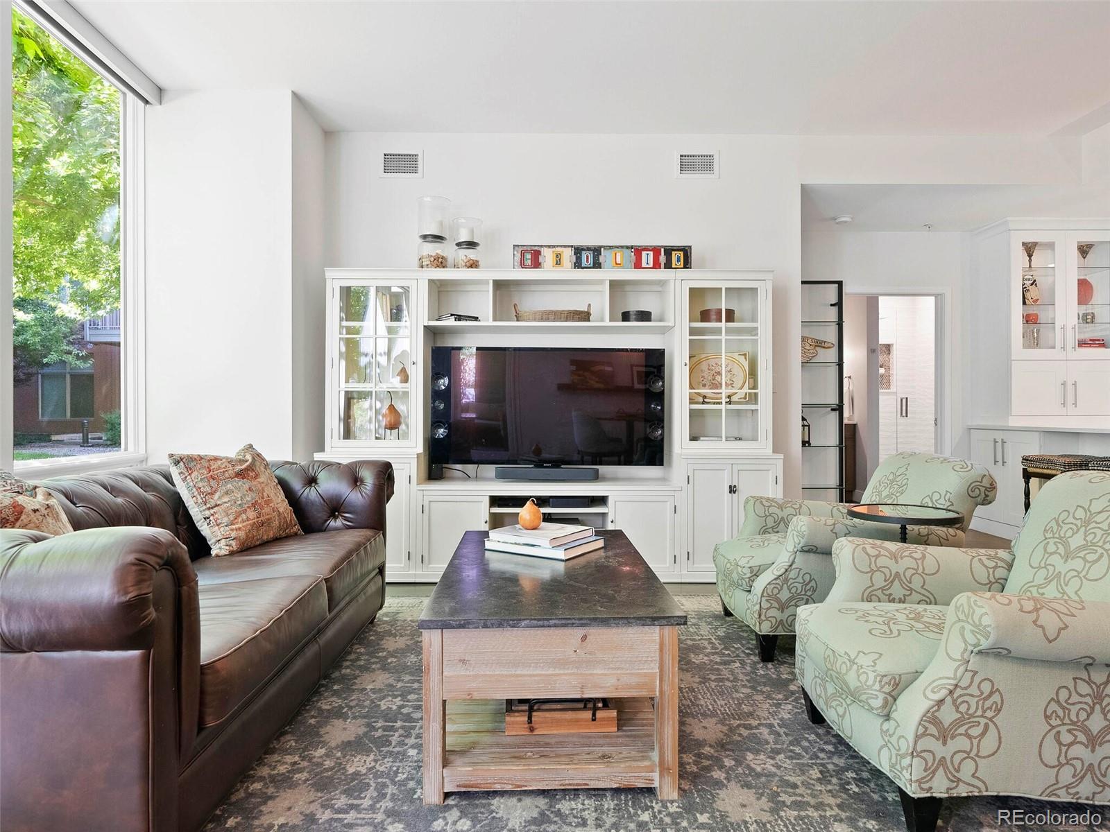 1401 Delgany Street Unit: 102