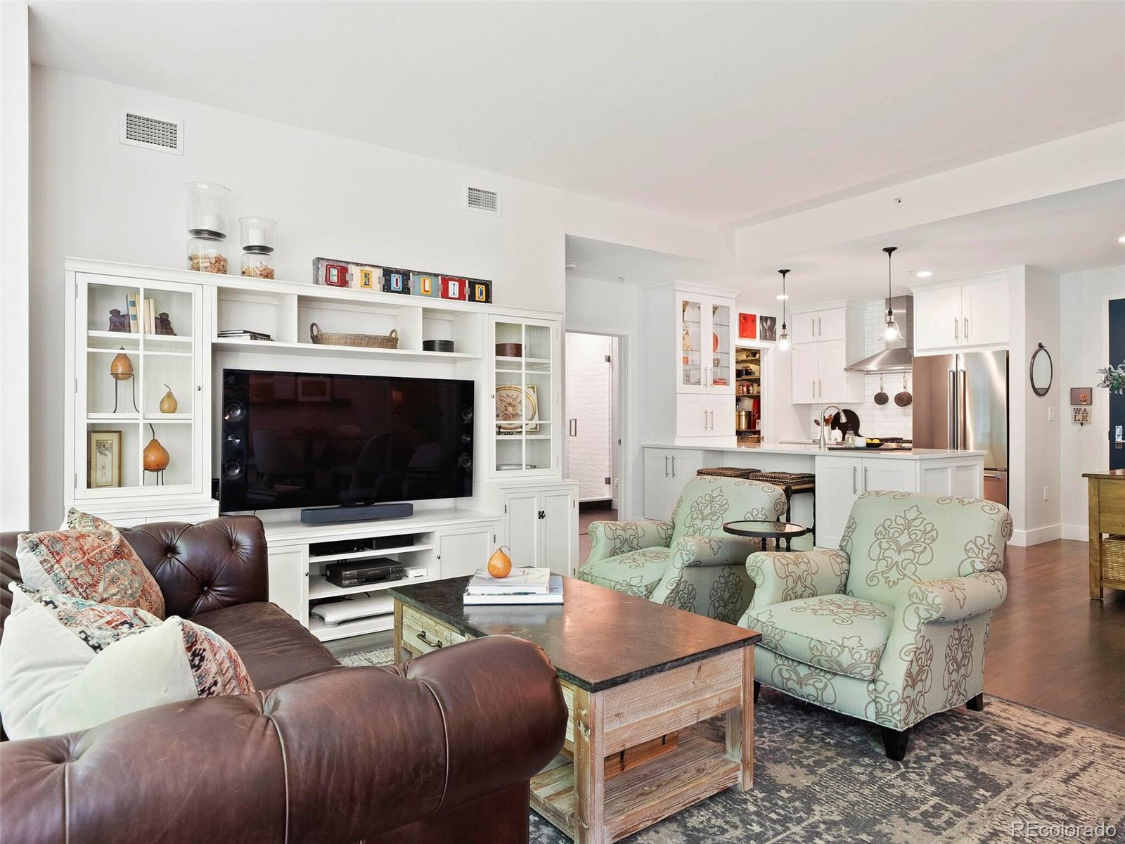 1401 Delgany Street Unit: 102