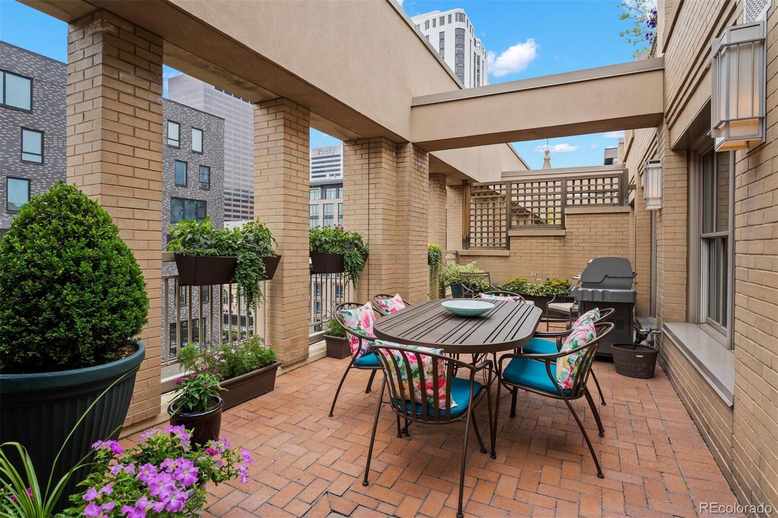 1560 Blake Street Unit: 710
