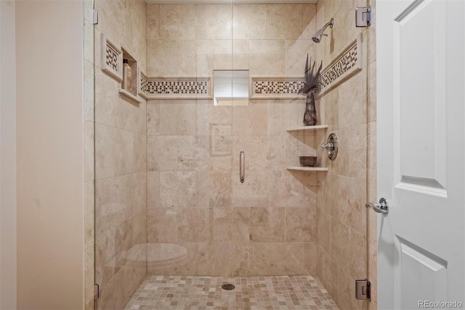 1560 Blake Street Unit: 710