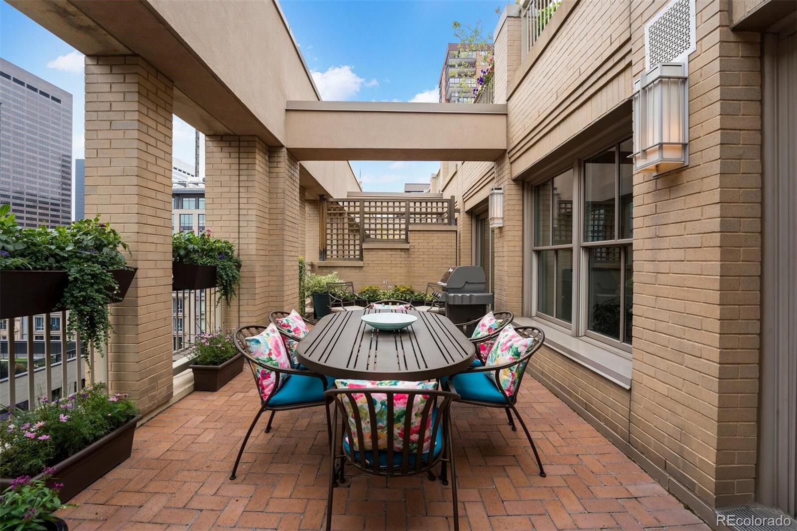 1560 Blake Street Unit: 710