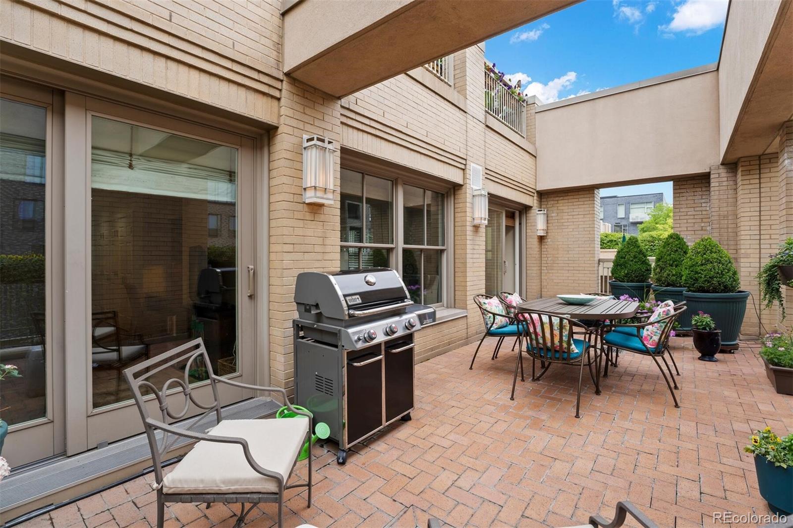 1560 Blake Street Unit: 710