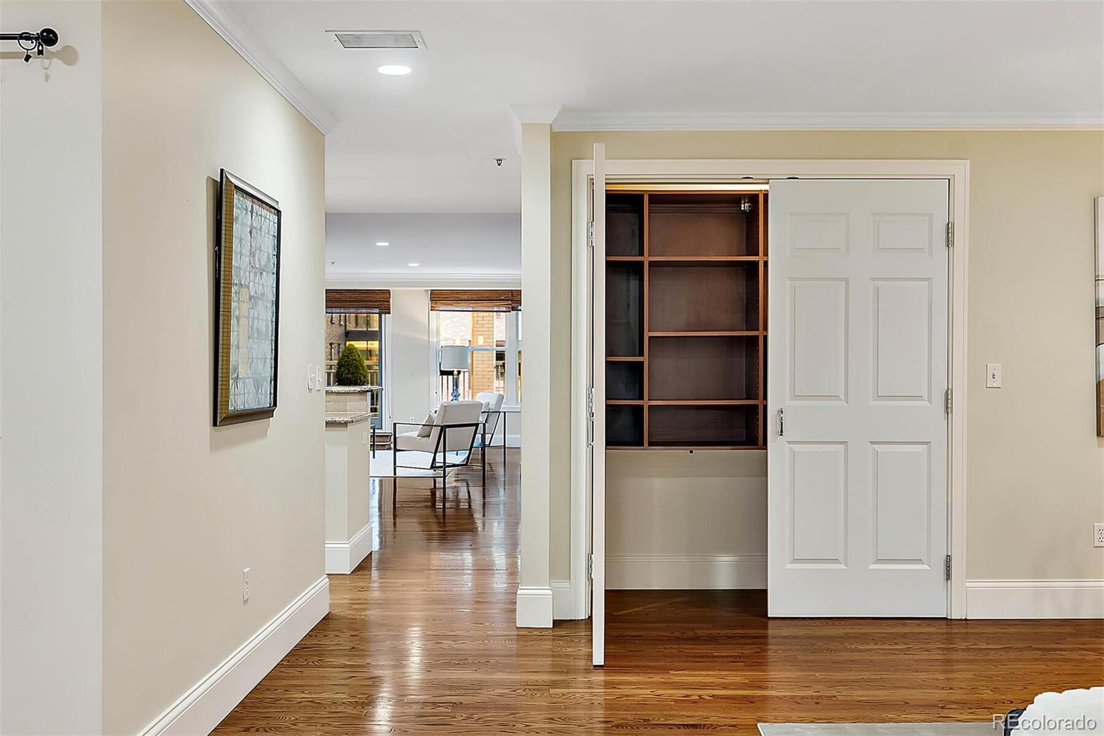 1560 Blake Street Unit: 710