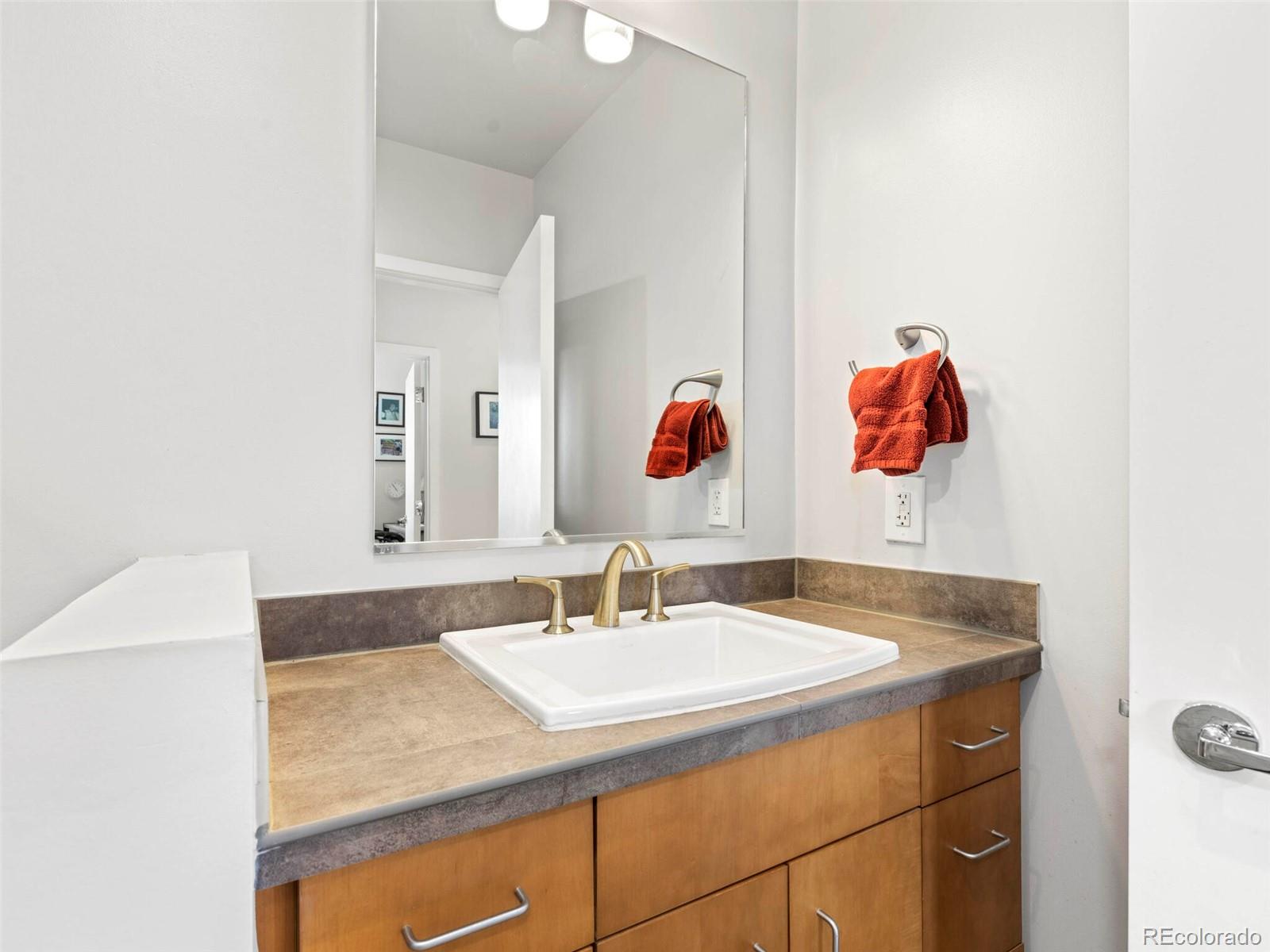 1401 Delgany Street Unit: 205