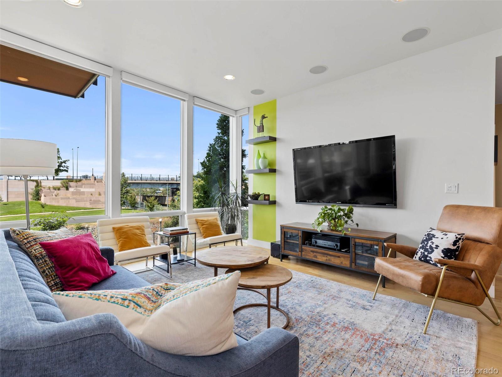 1401 Delgany Street Unit: 205