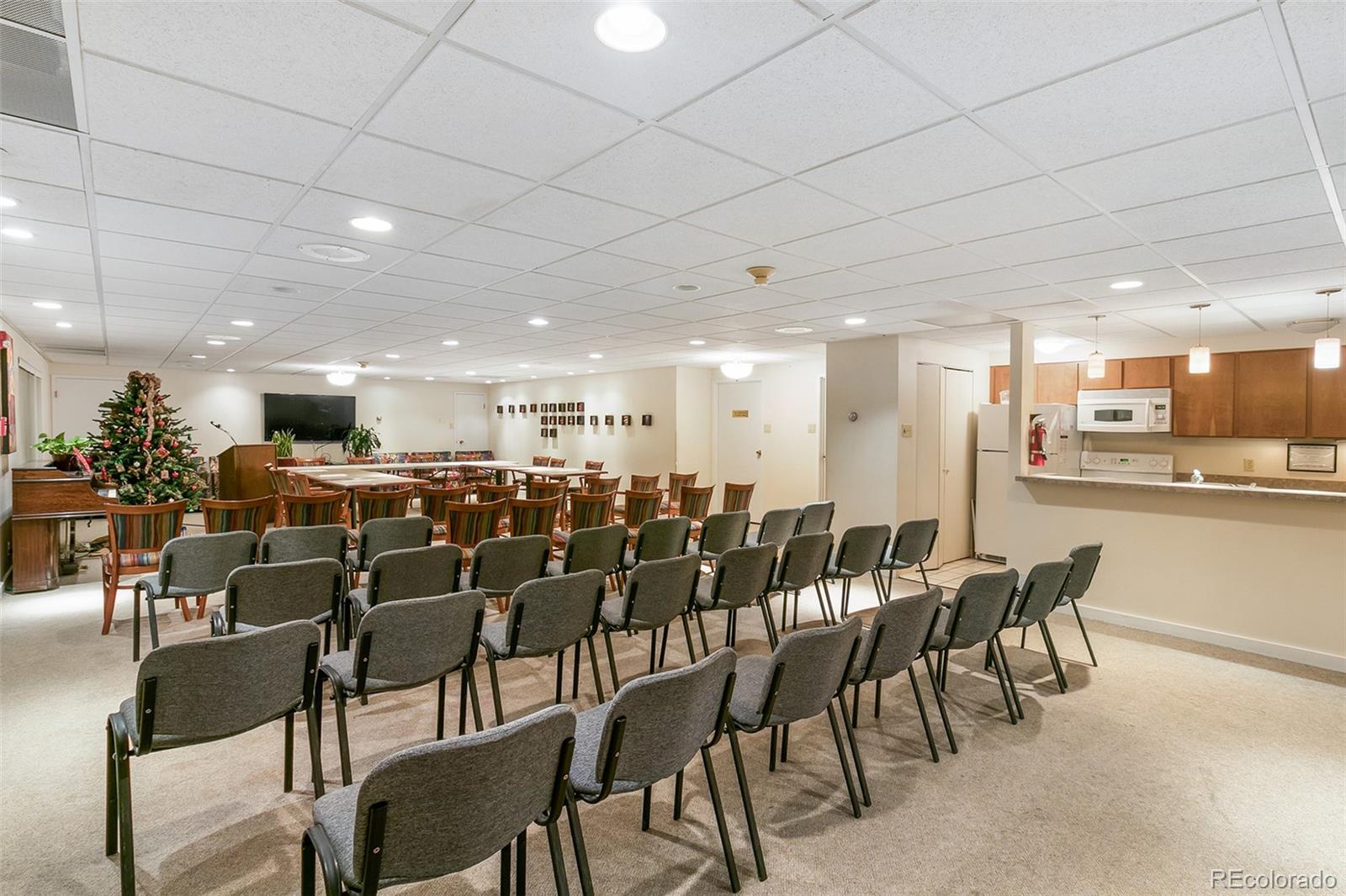 480 S Marion Parkway Unit: 606