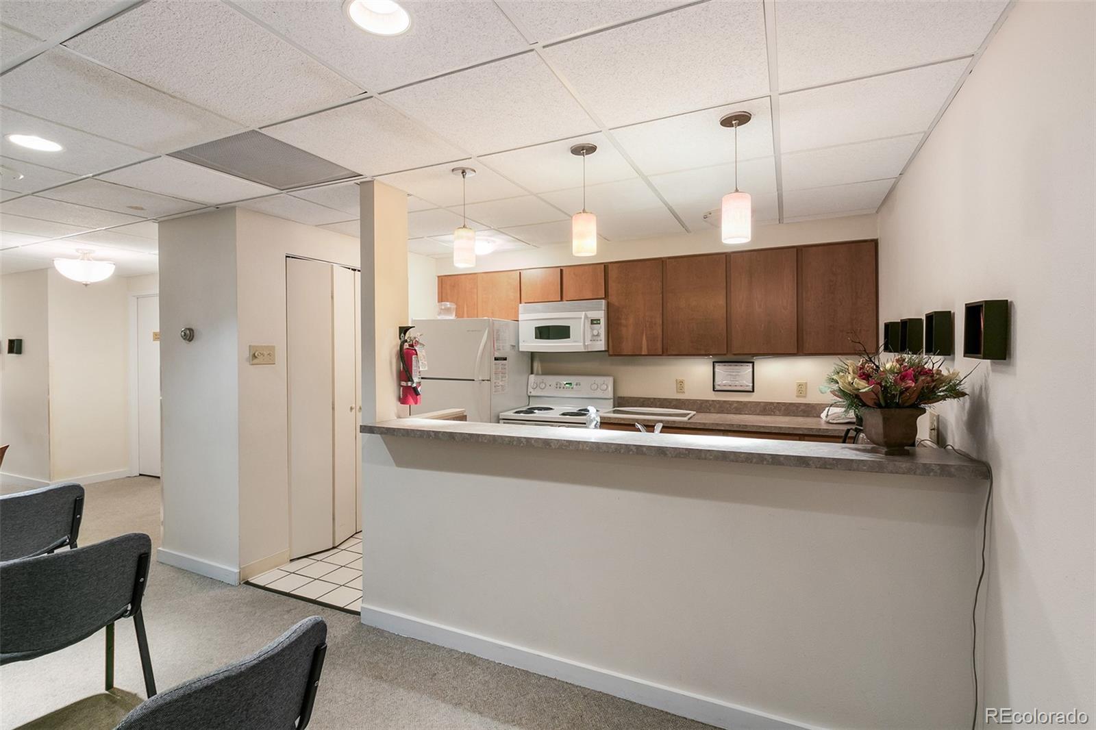 480 S Marion Parkway Unit: 606