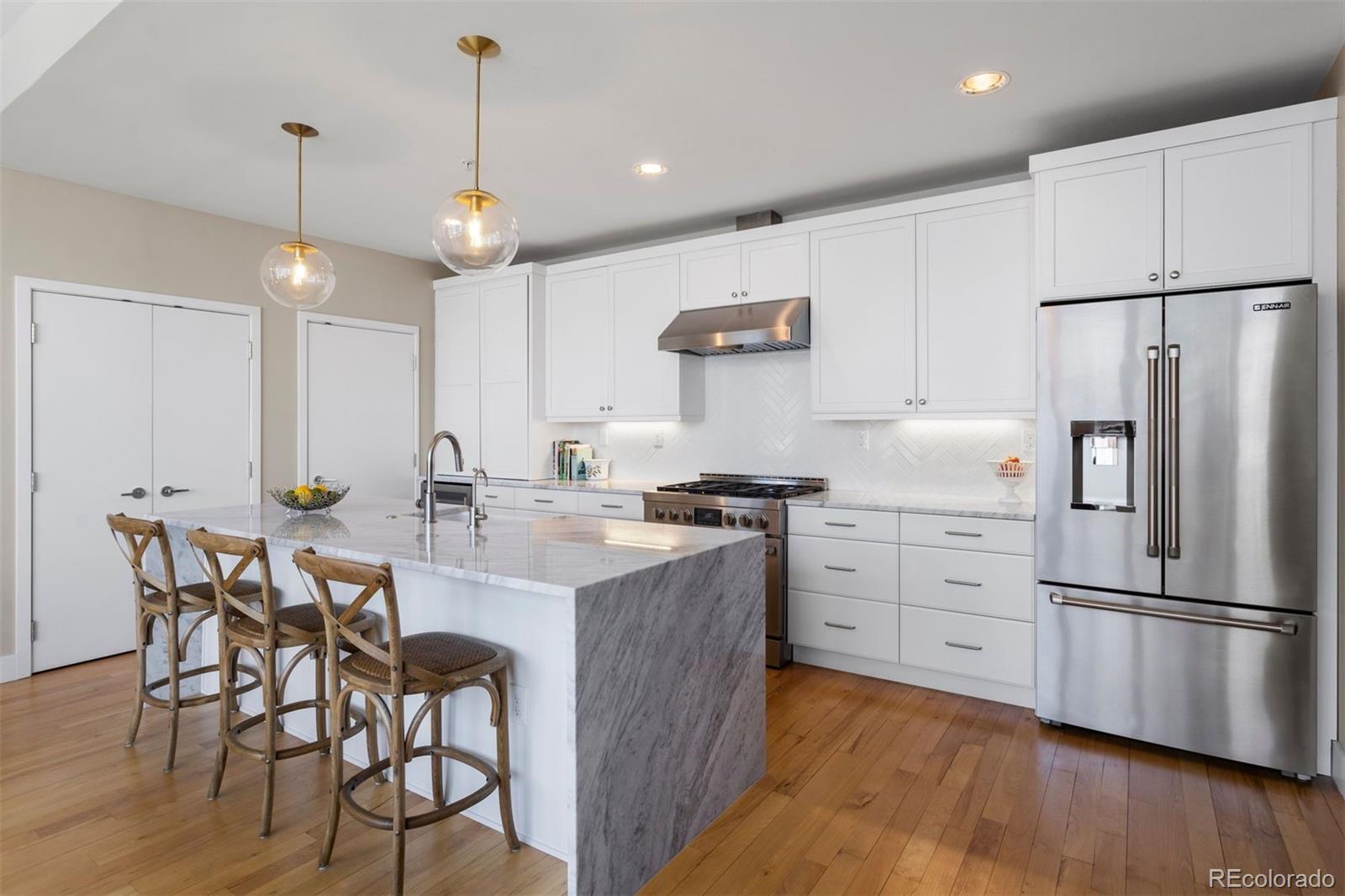 1401 Delgany Street Unit: 403