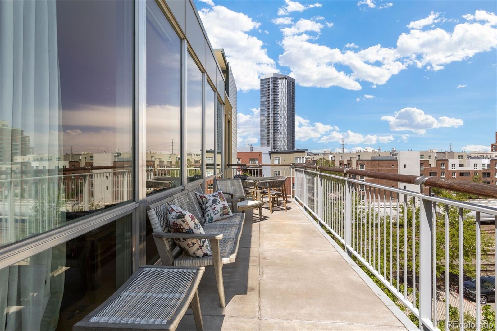 1401 Delgany Street Unit: 403