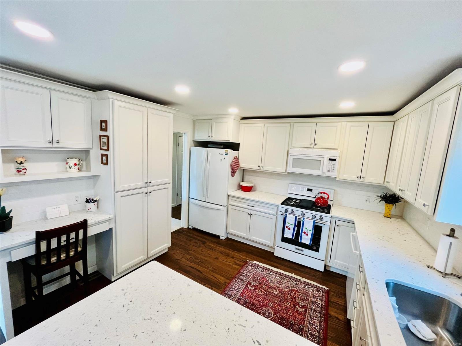 440 S Clay Avenue Unit: 311