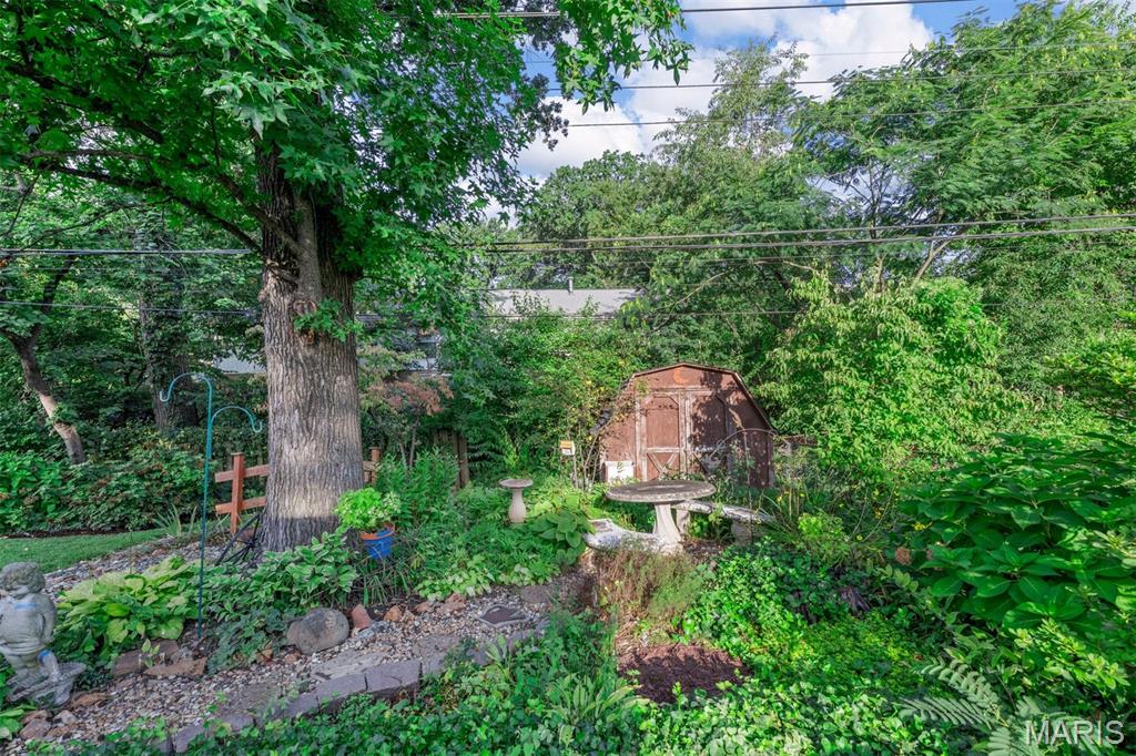 117 Blackthorn Drive
