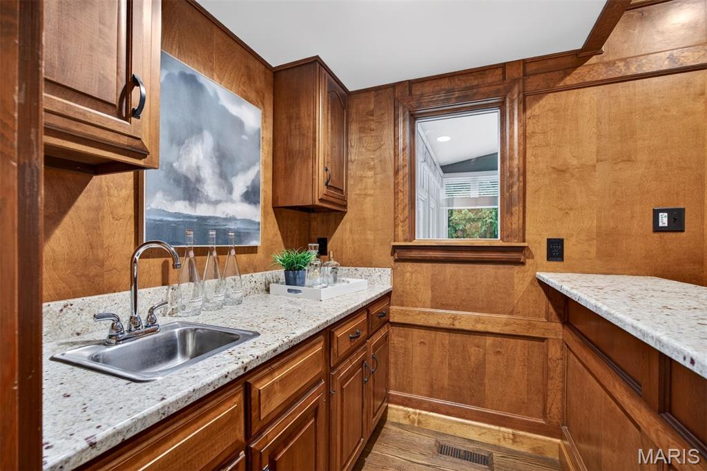 1 Delvin Court