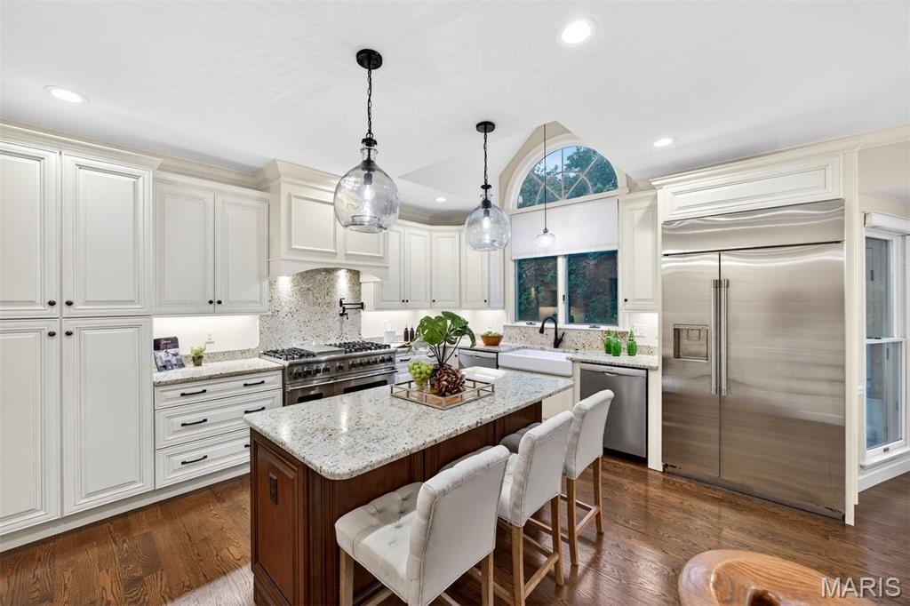 1 Delvin Court