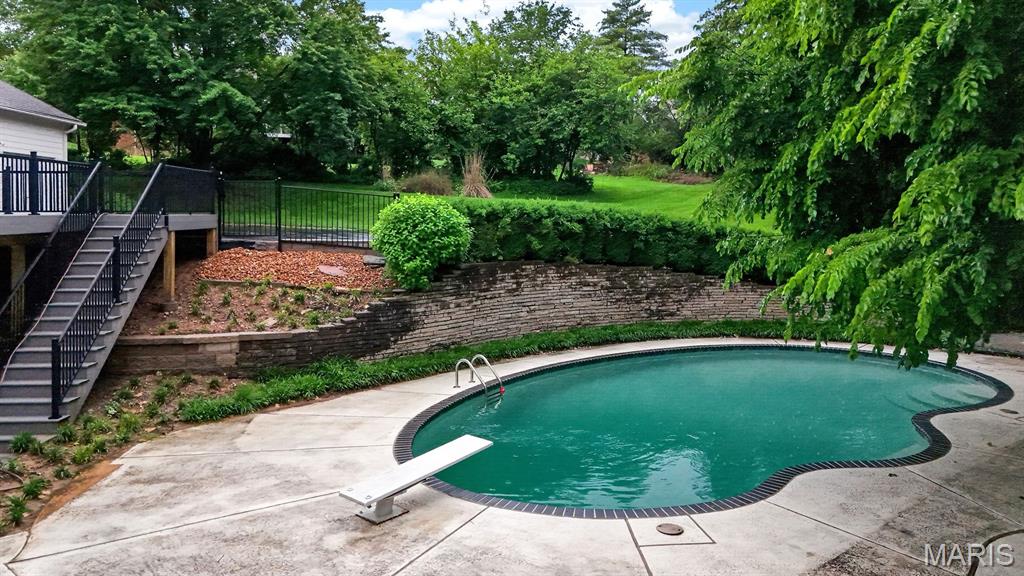 1 Delvin Court