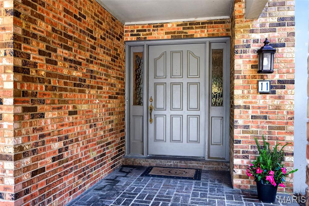 11 Denny Lane