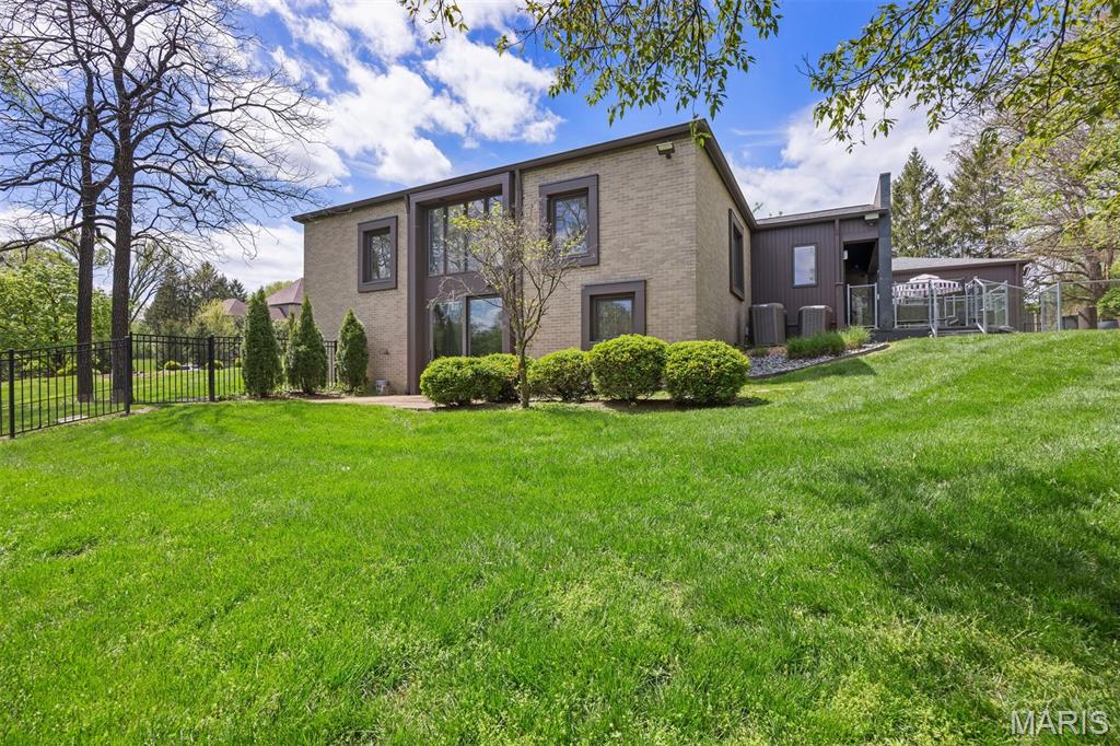 11239 Mosley Hill Drive